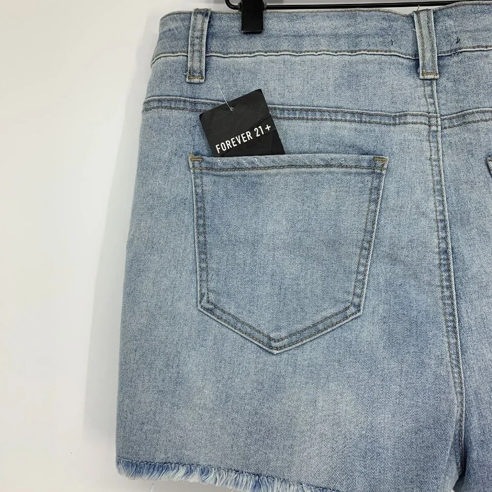 Forever 21 Denim Shorts Button Fly Blue Distressed Denim Fray - Picture 7 of 9